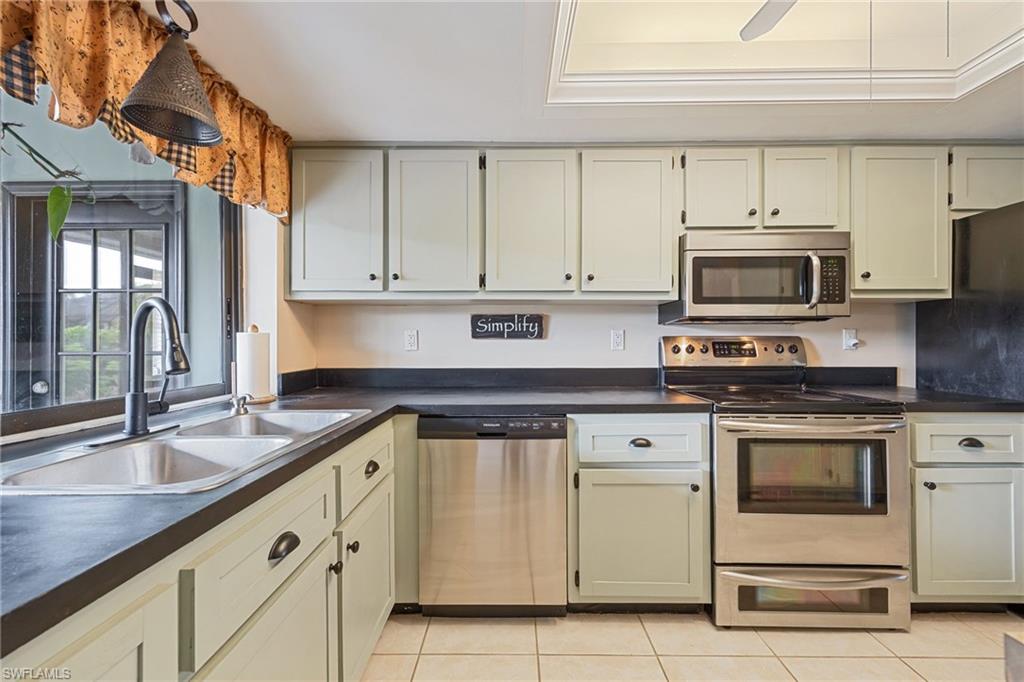 RIVERBEND - Residential