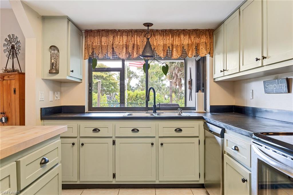 RIVERBEND - Residential