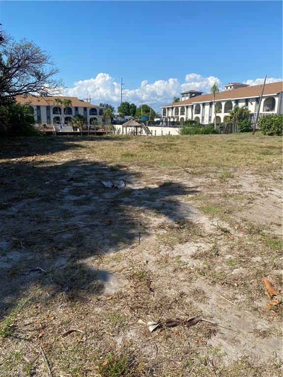CAPE CORAL - Commercial Sale