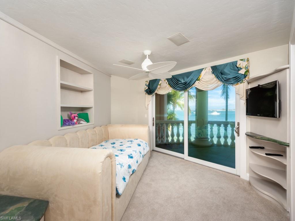 SANIBEL ESTATES - Residential