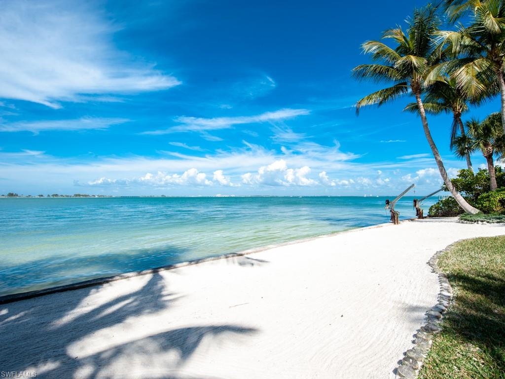 SANIBEL ESTATES - Residential