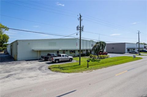 2130 Andrea LN FORT MYERS FL 33912