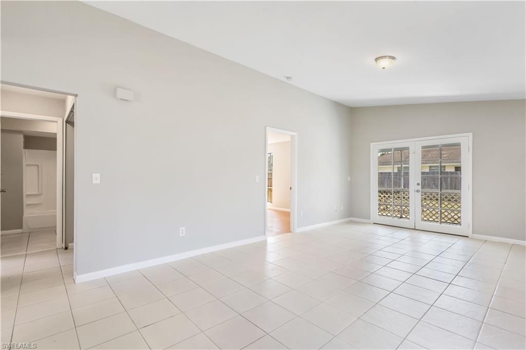 EUROPEAN TOWNHOUSE - Residential