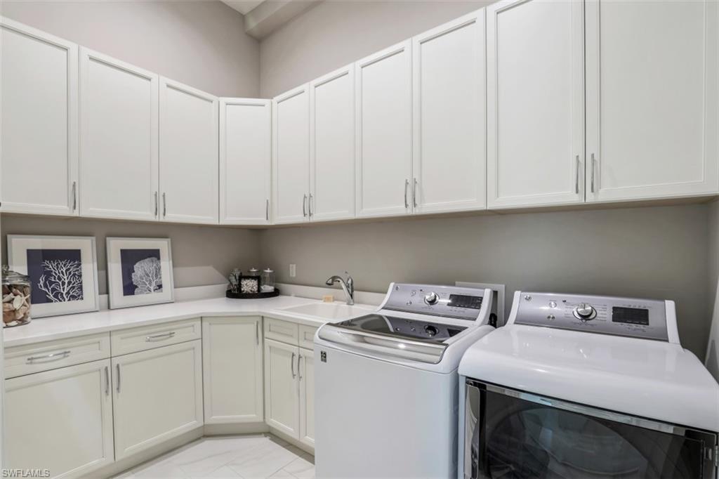 ESPLANADE - Residential