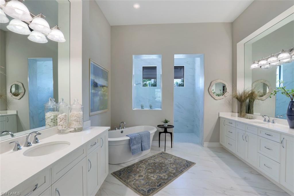 ESPLANADE - Residential