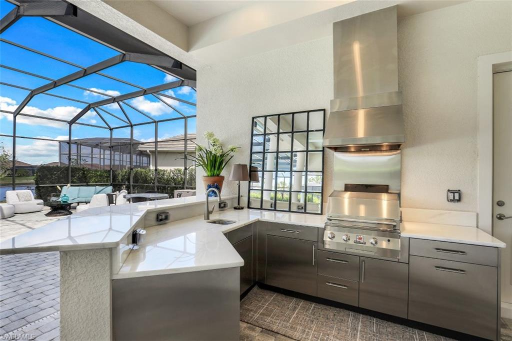 ESPLANADE - Residential