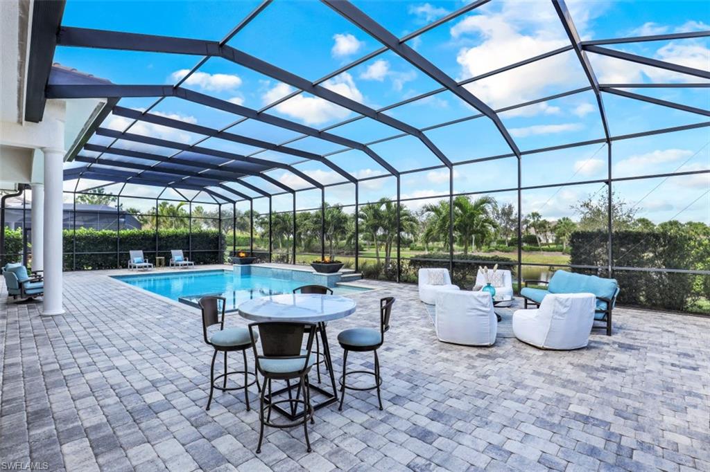 ESPLANADE - Residential