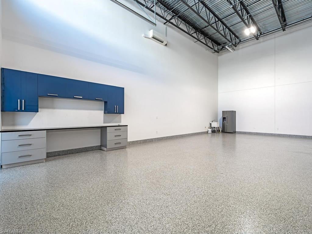 12981 LIVINGSTON RD 402