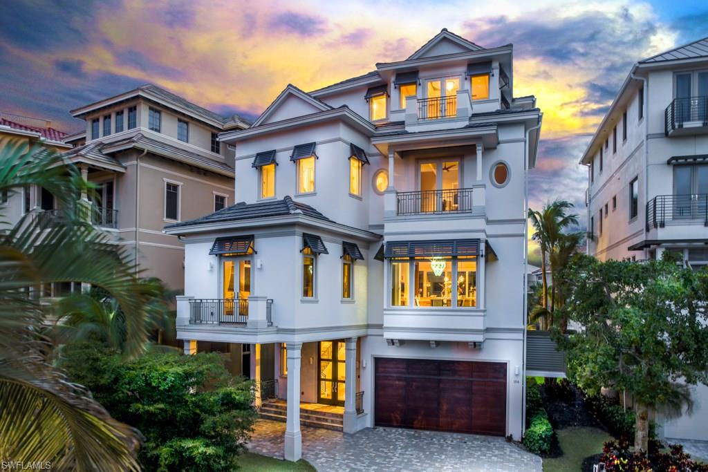 BAREFOOT BEACH - Residential