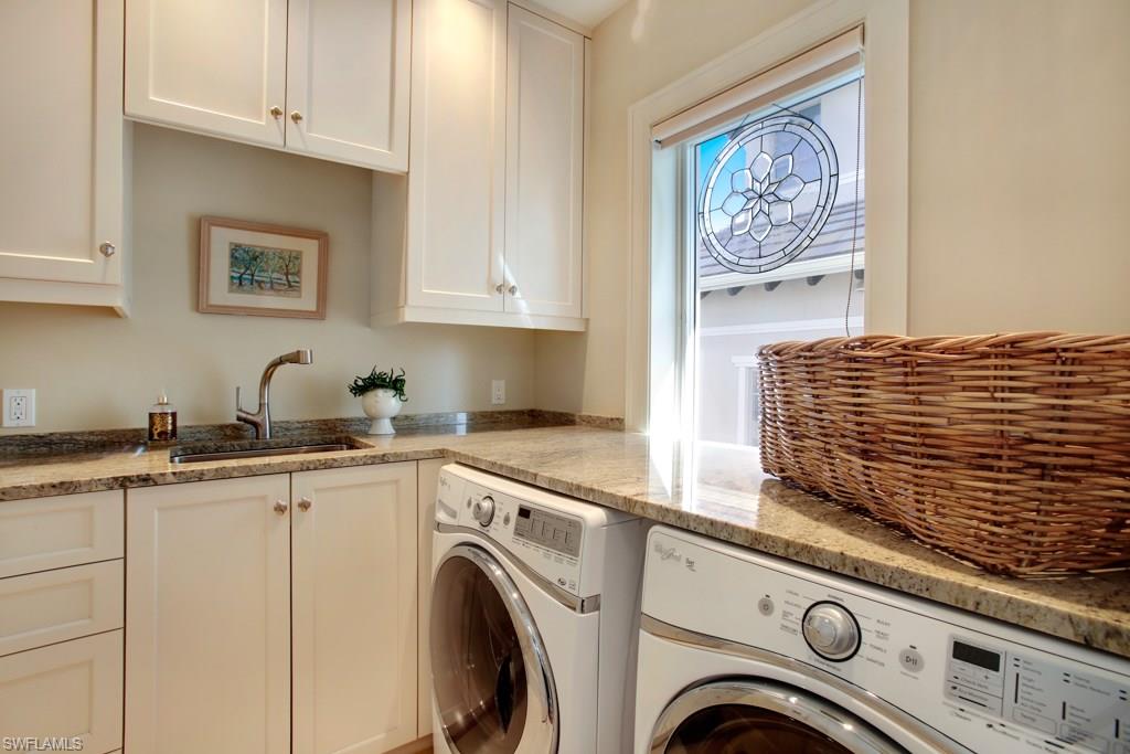 BAREFOOT BEACH - Residential