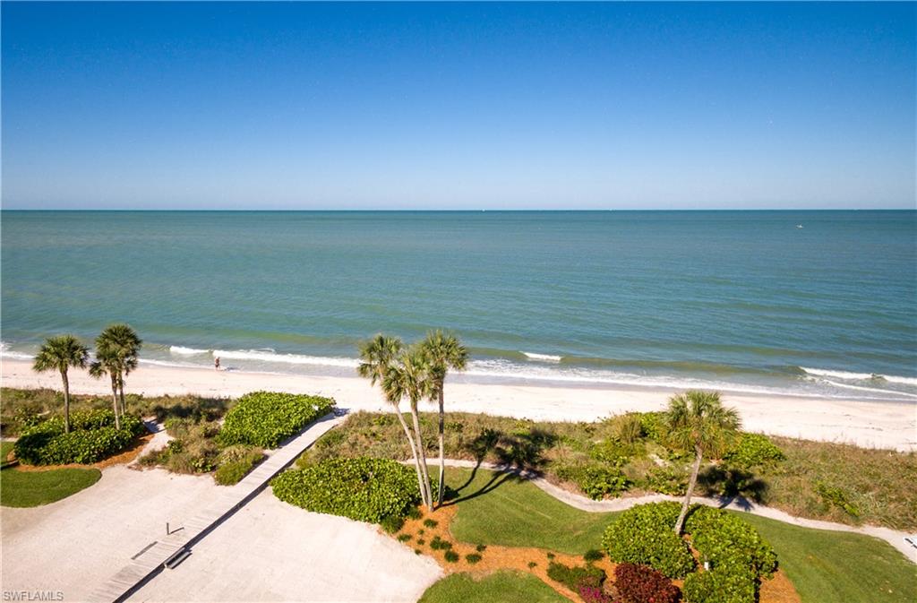 BAREFOOT BEACH - Residential