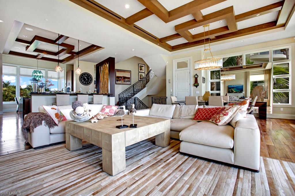 BAREFOOT BEACH - Residential