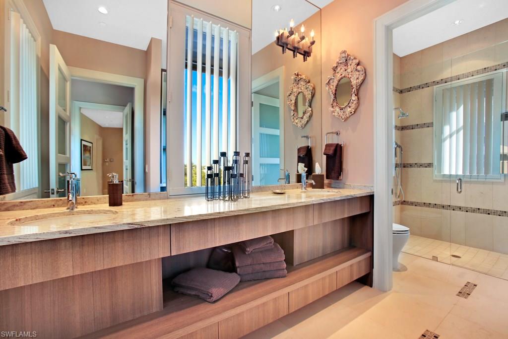 BAREFOOT BEACH - Residential