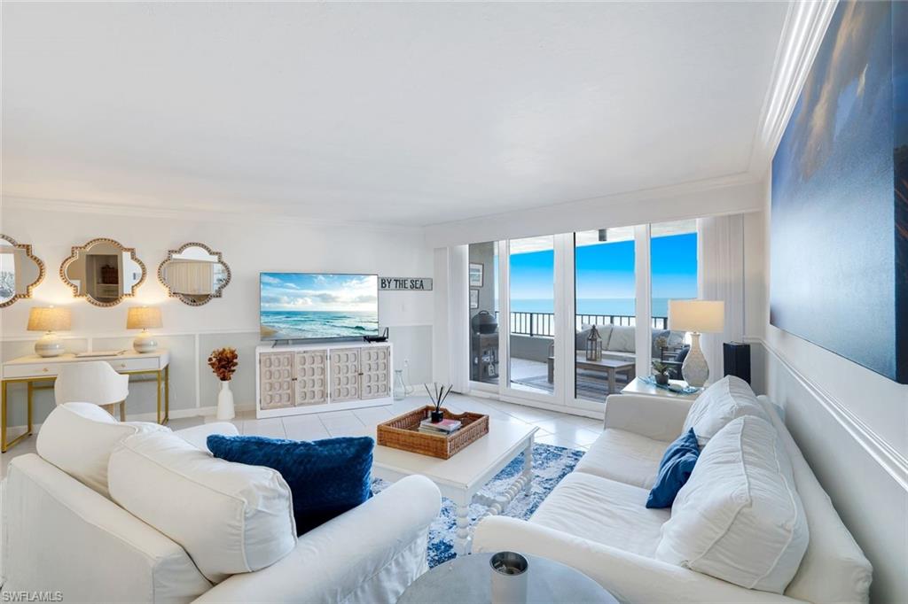 SUMMIT HOUSE OF MARCO - Residential