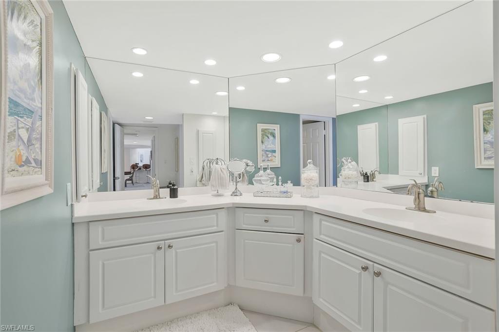 SUMMIT HOUSE OF MARCO - Residential