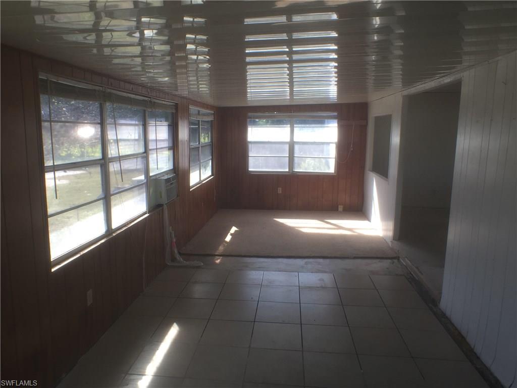 RIVERWOOD - Residential