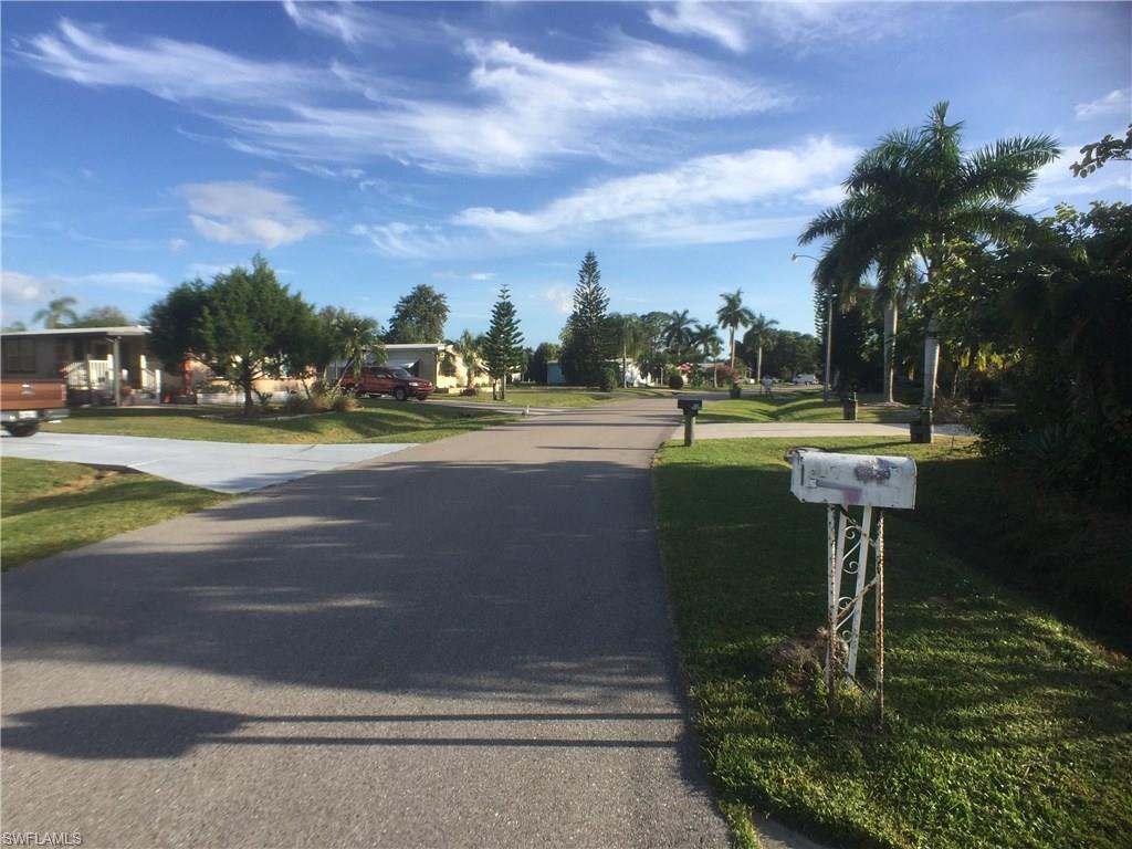 RIVERWOOD - Residential