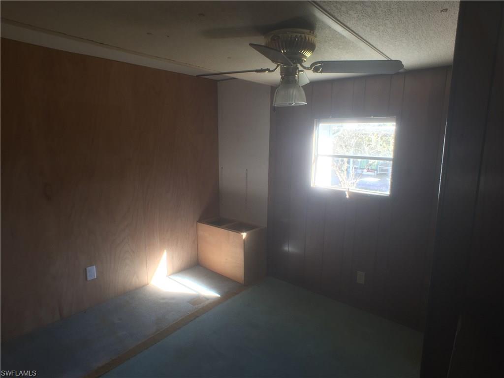 RIVERWOOD - Residential