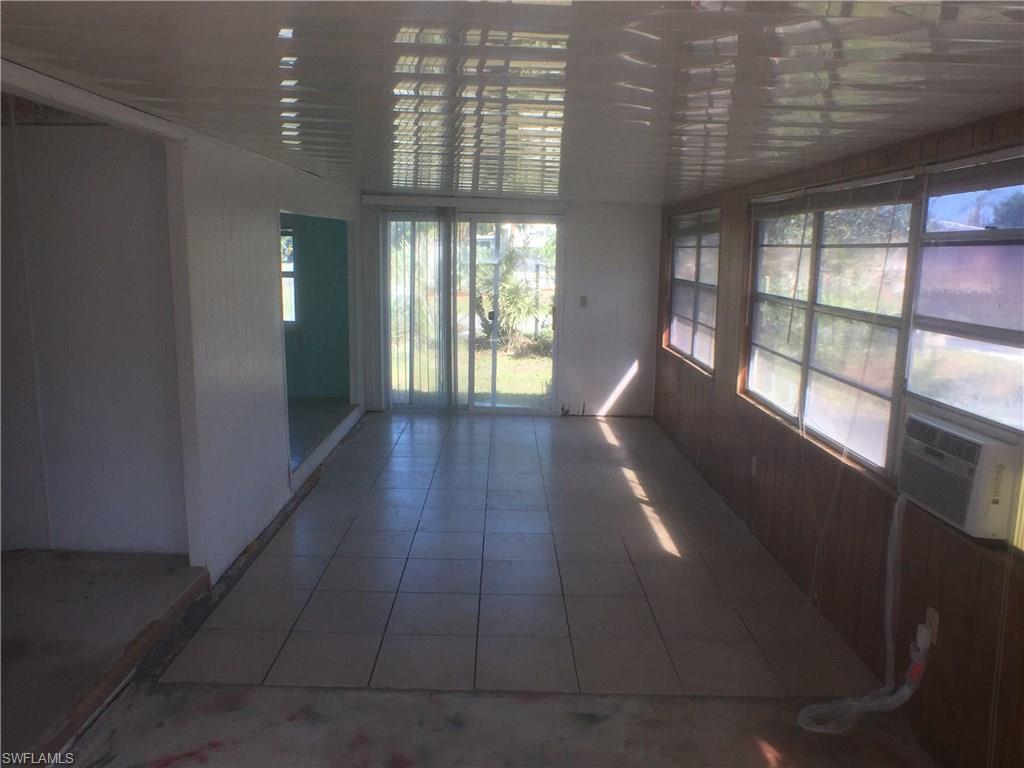 RIVERWOOD - Residential