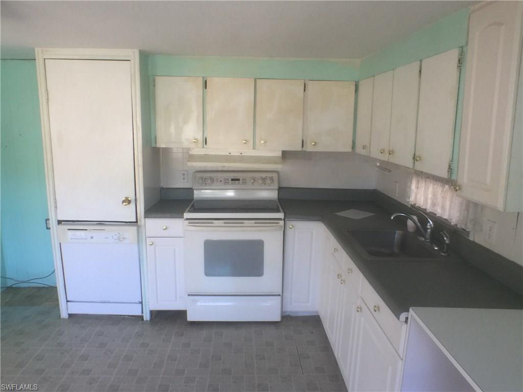 RIVERWOOD - Residential