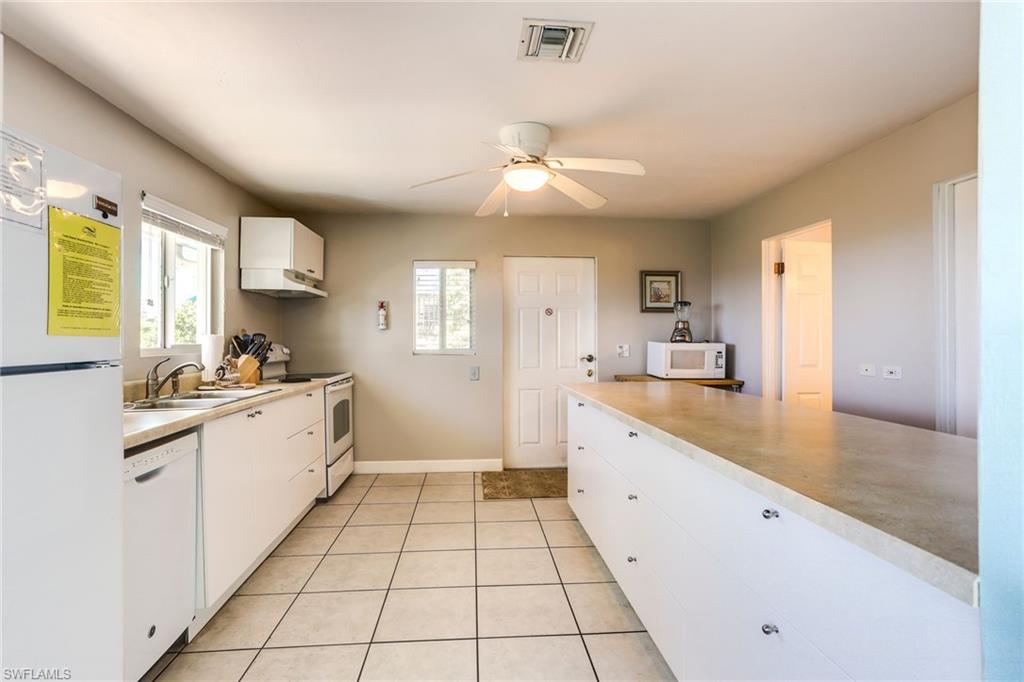 ESTERO PARK - Residential