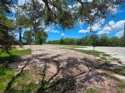 6477 Park RD FORT MYERS FL 33908