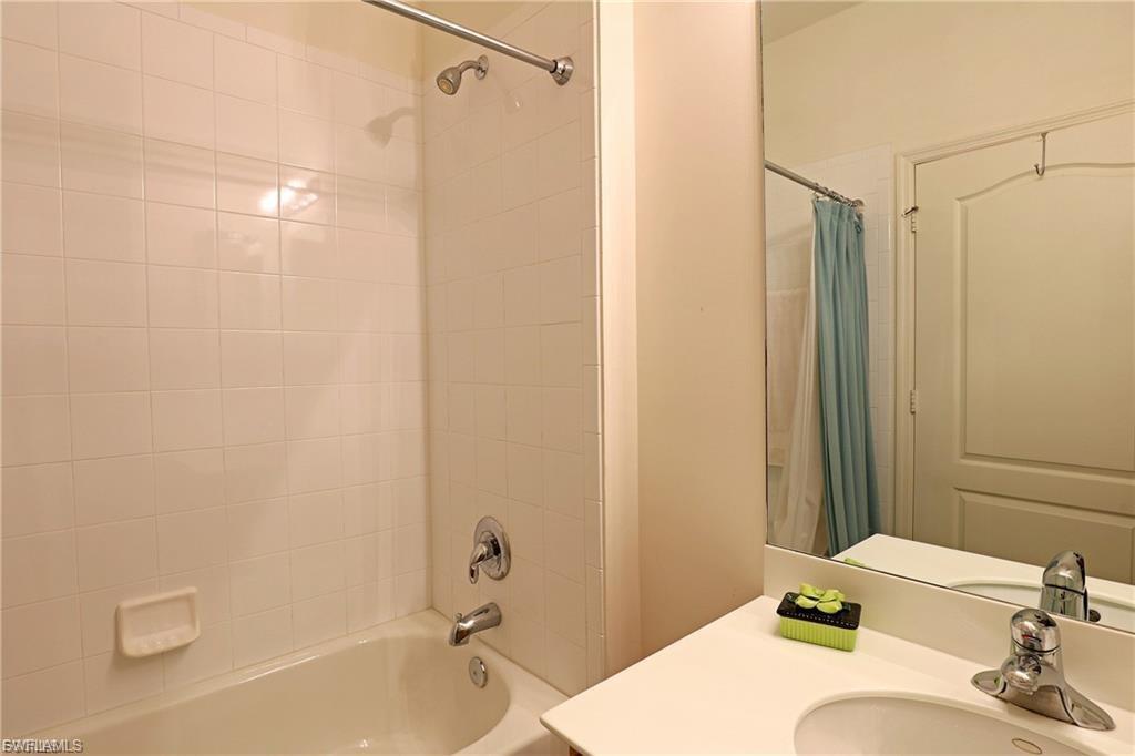 MOODY RIVER ESTATES - Residential Lease