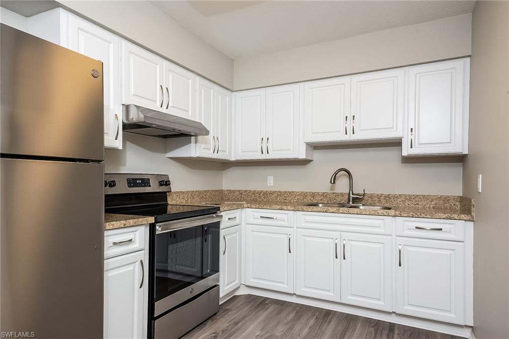 CAPE CORAL - Residential Lease