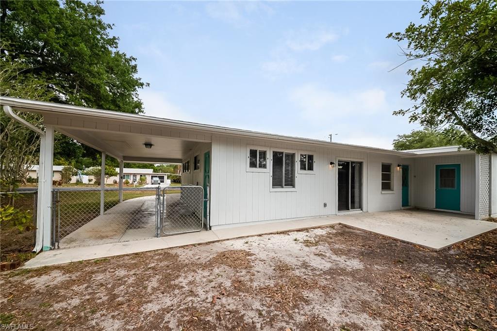 CAPE CORAL - Residential Lease