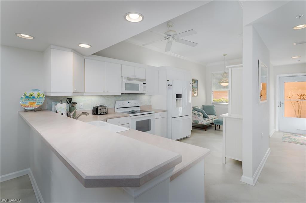 FALLING WATERS BEACH RESORT - Residential