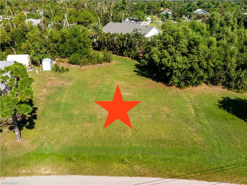 CHARLOTTE SHORES - Land