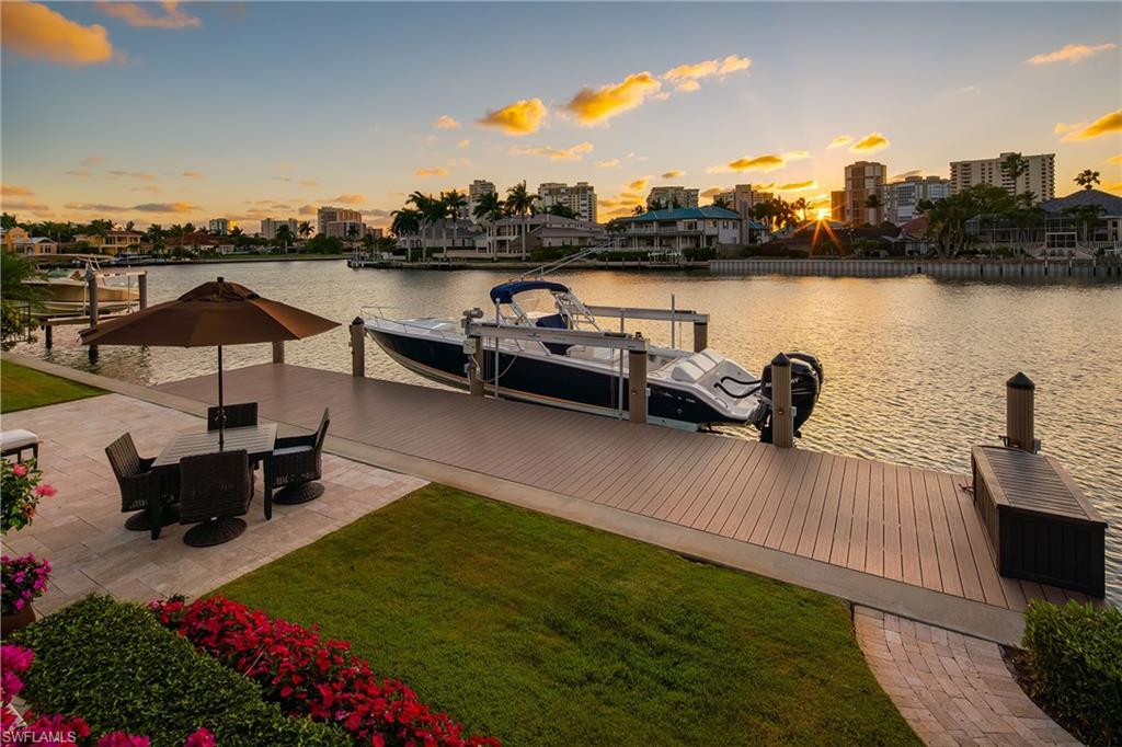 PARK SHORE - Residential