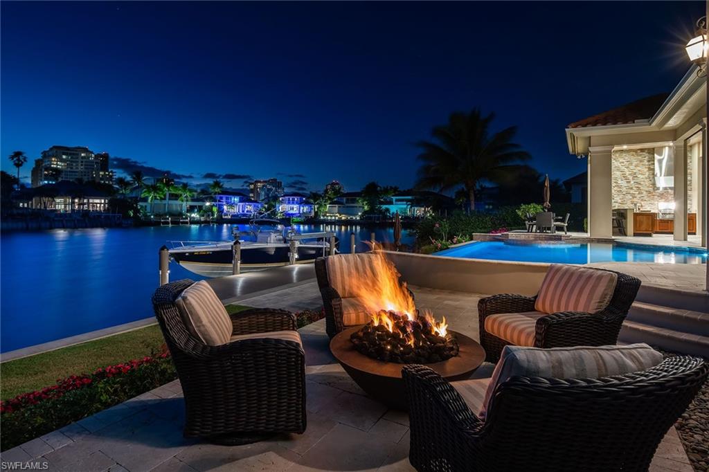 PARK SHORE - Residential