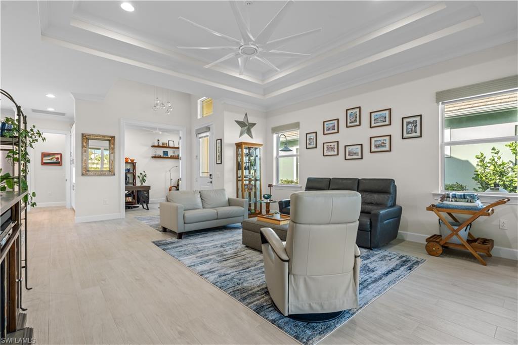 ISLES OF COLLIER PRESERVE - Residential