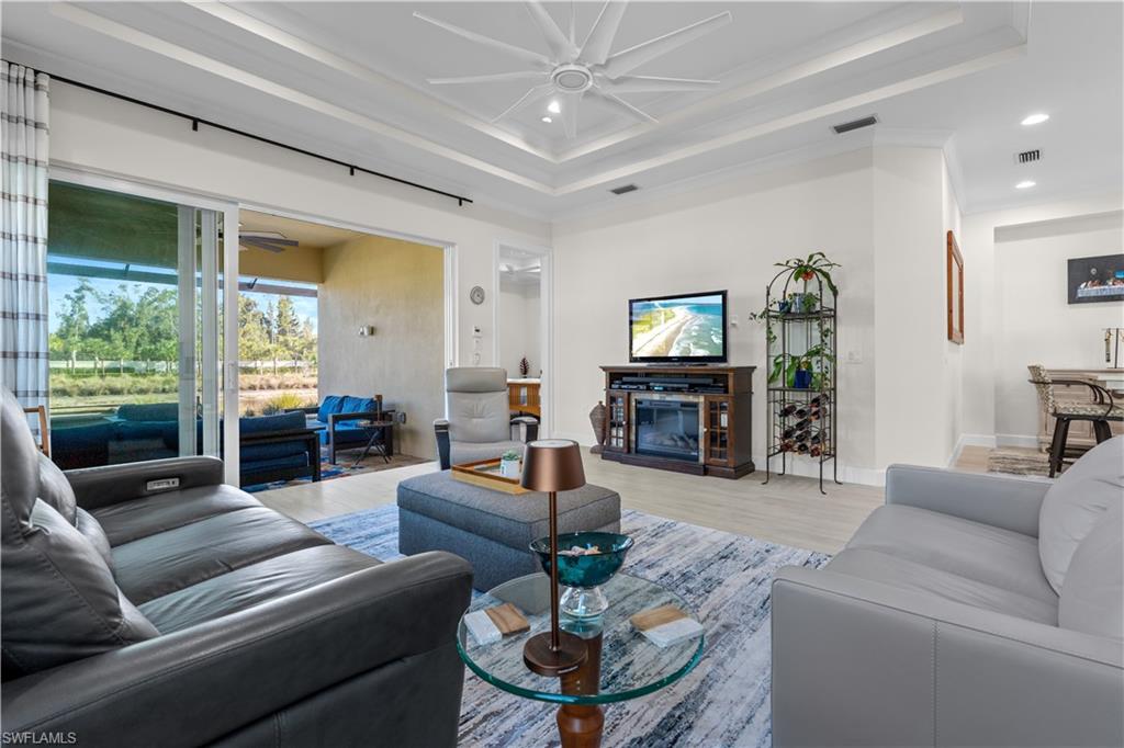 ISLES OF COLLIER PRESERVE - Residential