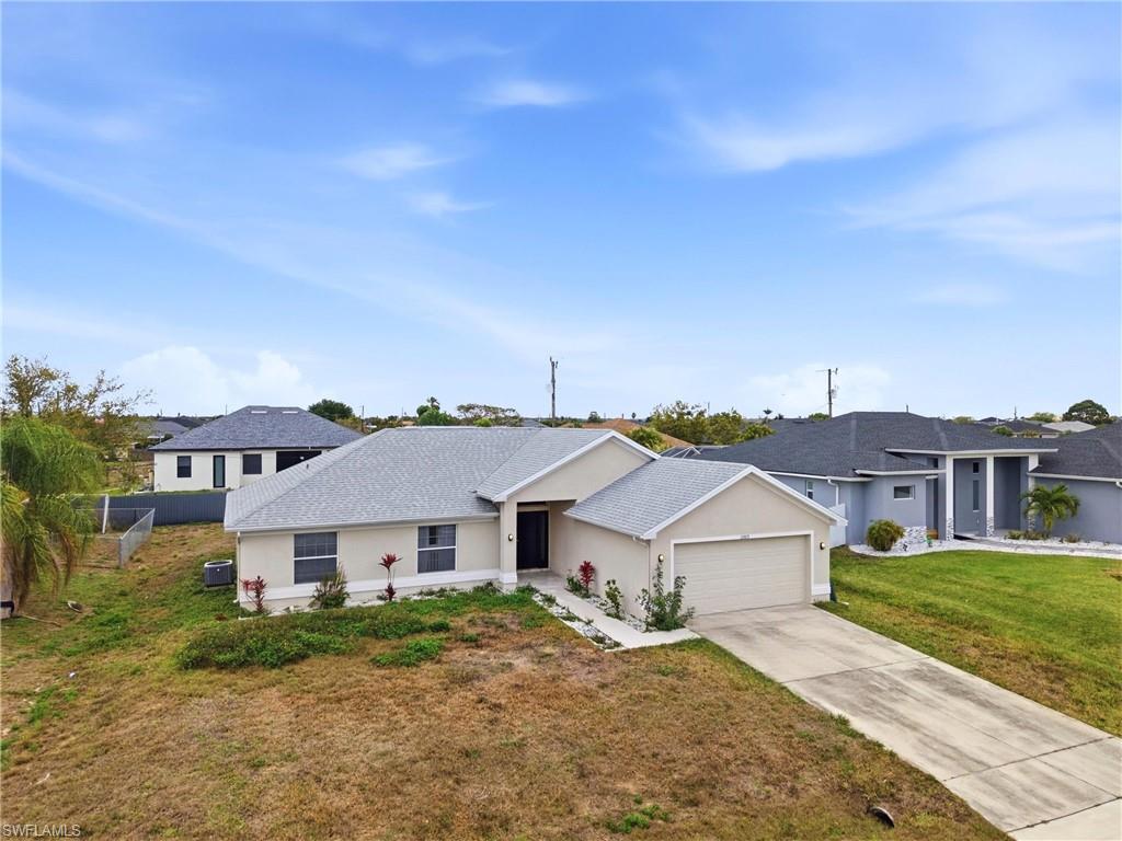 CAPE CORAL - Residential