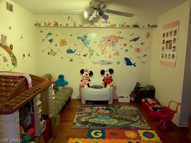 COBBLESTONE COURT - Residential