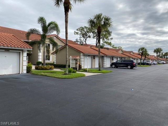 COBBLESTONE COURT - Residential