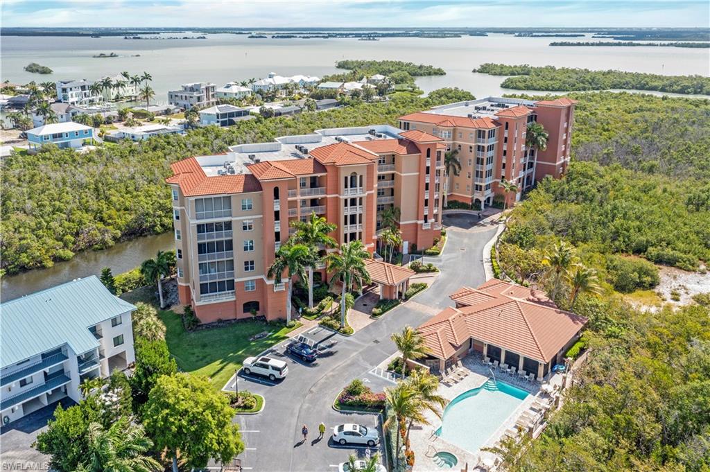 ESTERO BAYSIDE - Residential