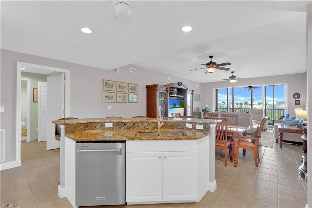 ESTERO BAYSIDE - Residential