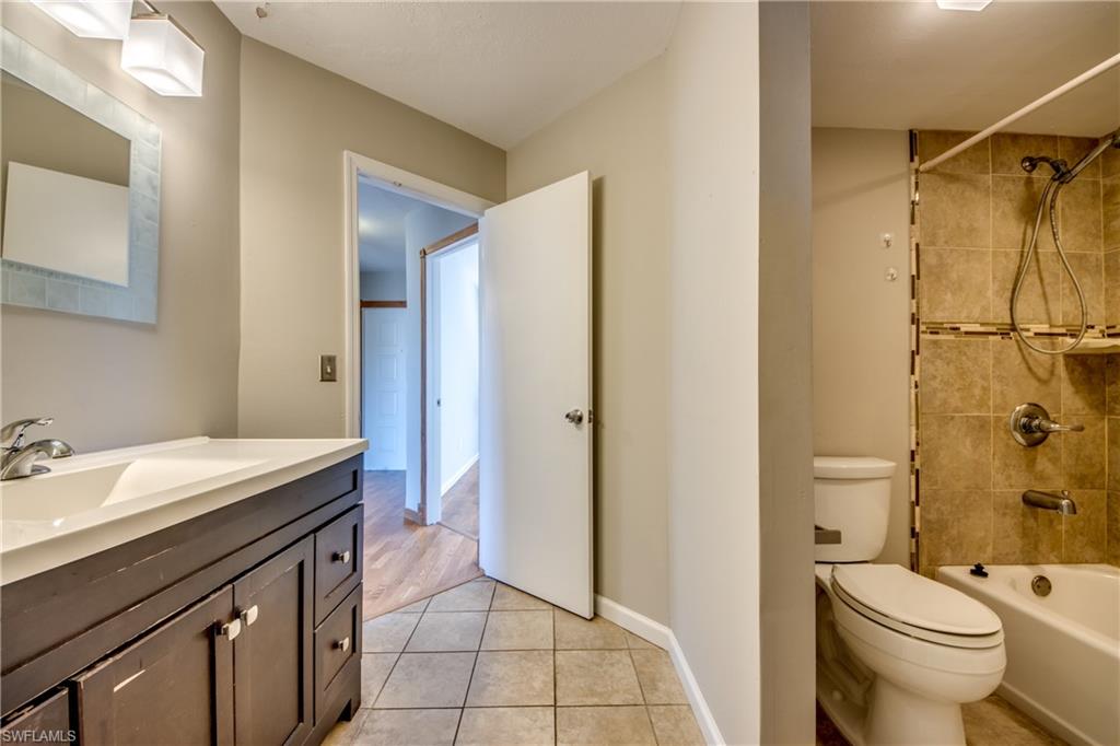 CORAL BREEZE CONDO - Residential