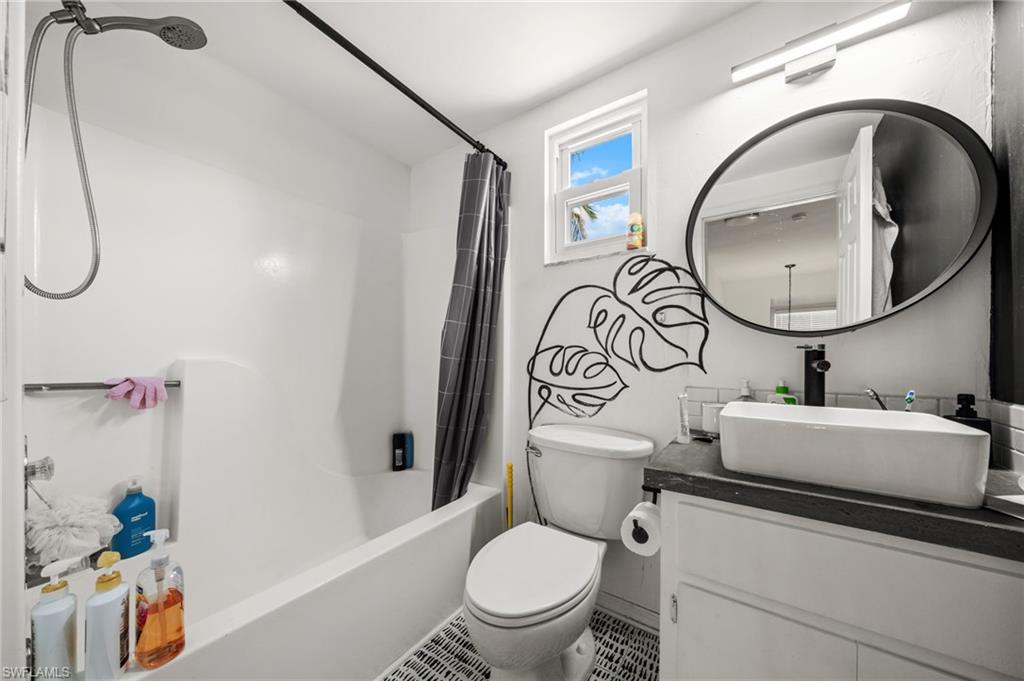 PINE ISLAND ESTATES - Residential