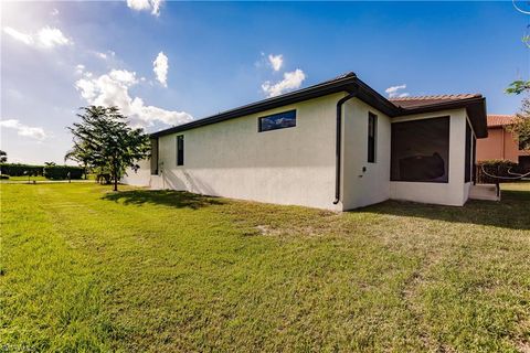 A home in PUNTA GORDA