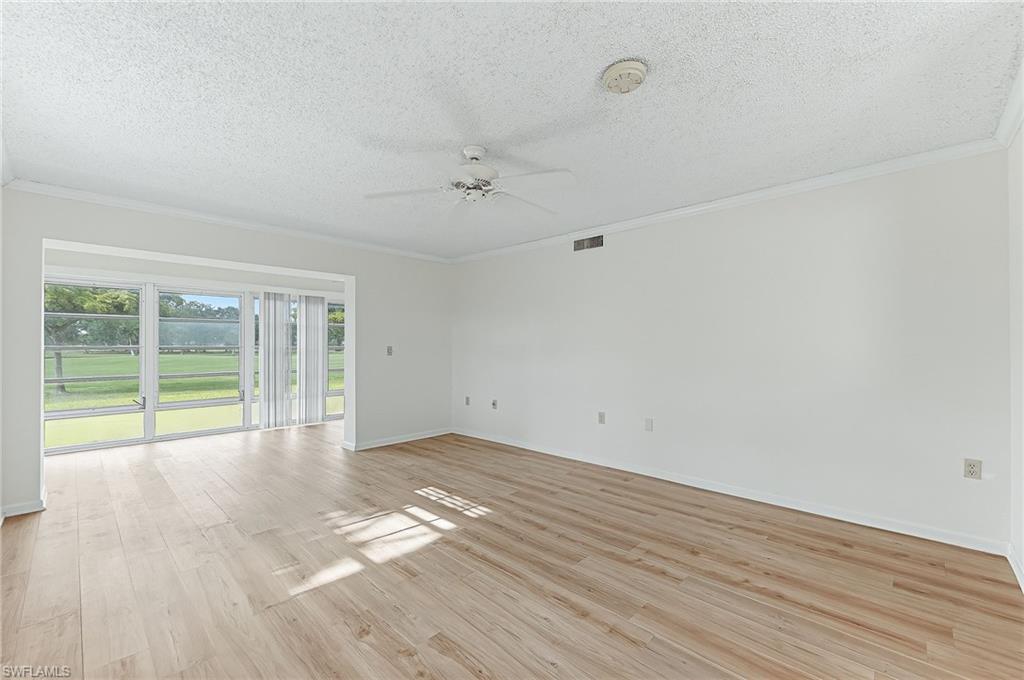 VISTA PALMS - Residential