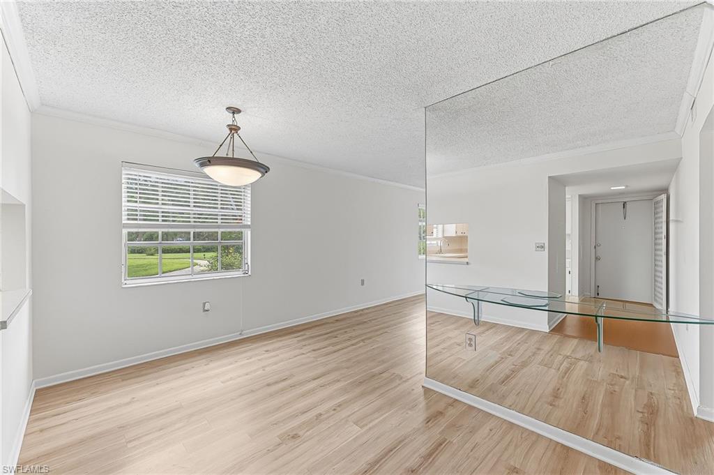 VISTA PALMS - Residential
