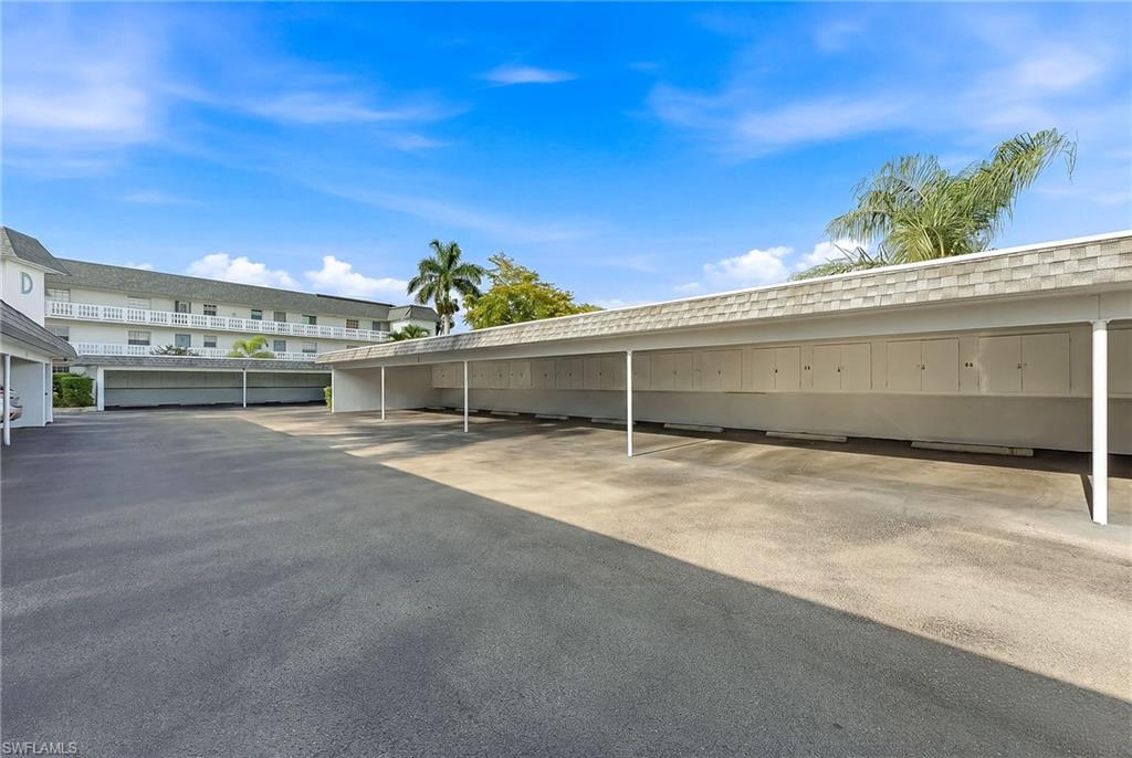 VISTA PALMS - Residential