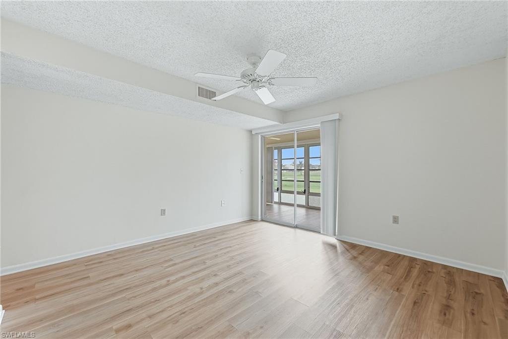 VISTA PALMS - Residential