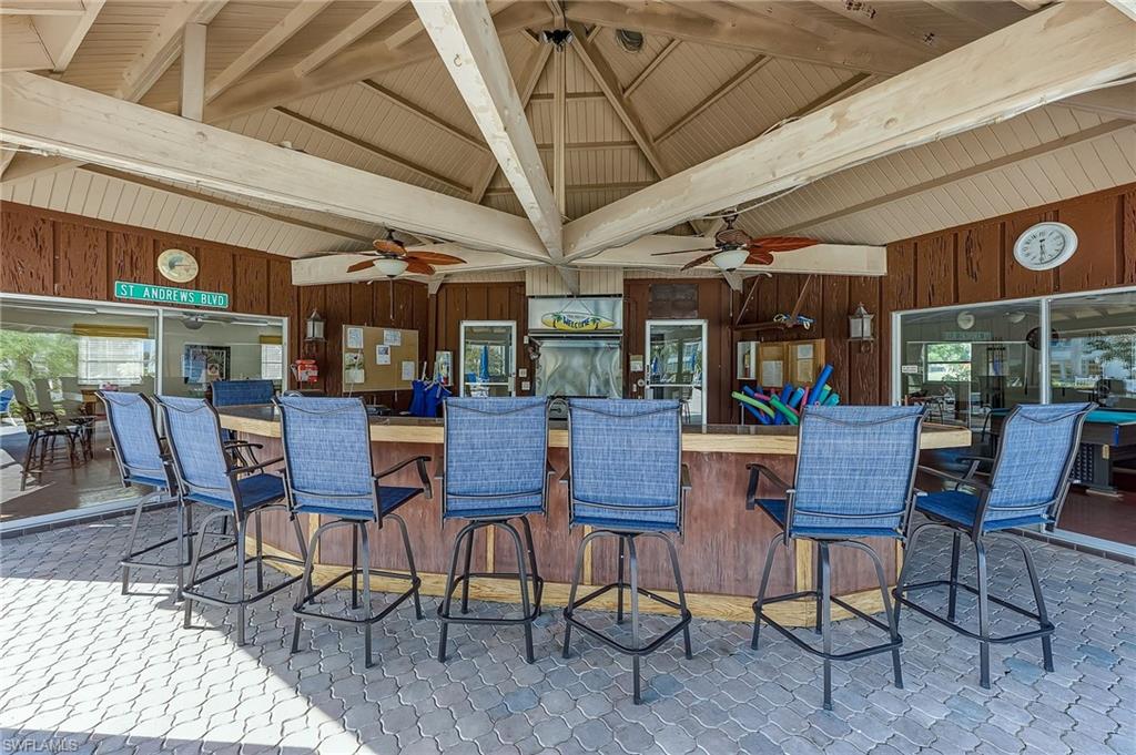VISTA PALMS - Residential