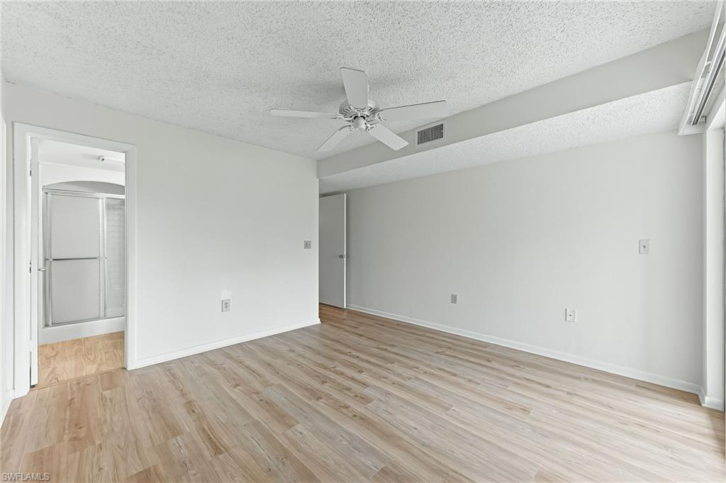 VISTA PALMS - Residential