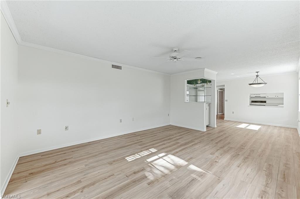 VISTA PALMS - Residential